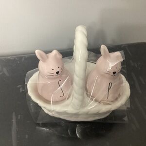 Rae Dunn bunny salt and pepper